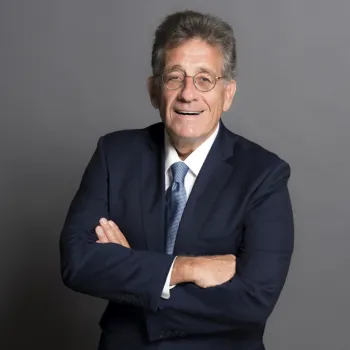 
Peter Henn